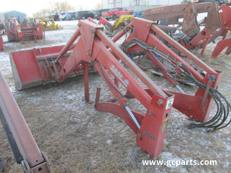 L300 LOADER 8FT BUCKET W/O GRAPPLE